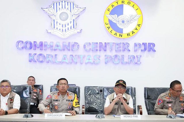 Dirgakkum Korlantas Polri Bersama Menko PMK Tinjau Command Center PJR