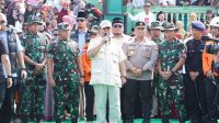 Prabowo Subianto Santuni Korban Erupsi Gunung Marapi