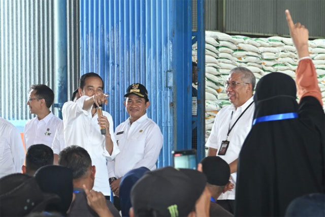 Jokowi: Harga Beras Turun Saya Dimarahi Petani, Kalau Naik Dimarahi Ibu-Ibu