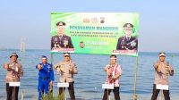 Polres Jepara Gelar Aksi Tanam Mangrove Hingga Bersih-Bersih Pantai