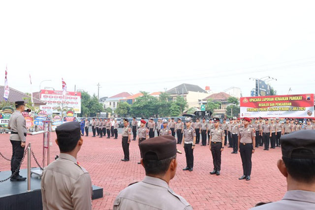 Puluhan Personel Polres Jepara Terima Kenaikan Pangkat