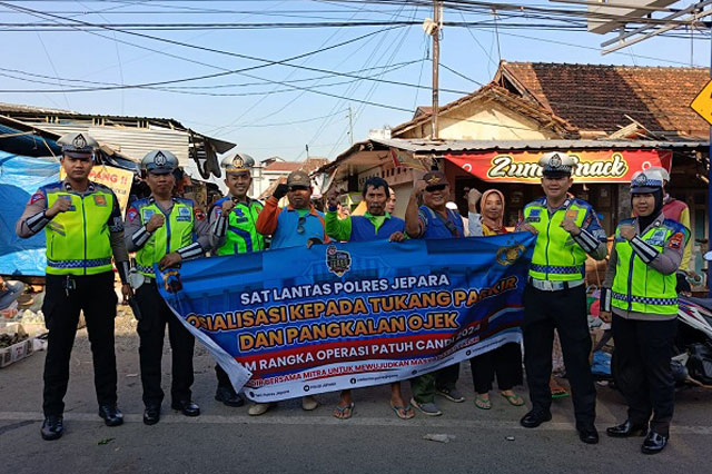 Polres Jepara Sosialisasi Operasi Patuh Candi 2024 di Lingkungan Pasar