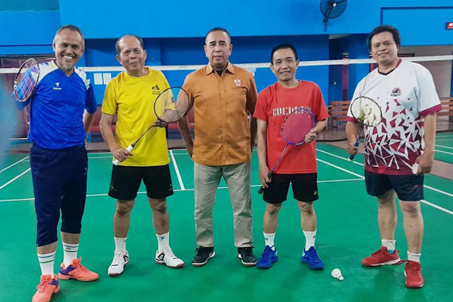 Tim Bulutangkis SIWO DKI Jakarta untuk Porwanas XIV