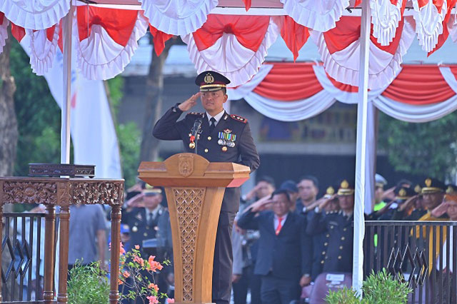 Pesan Kapolres Jepara Saat Pimpin Upacara Penurunan Bendera