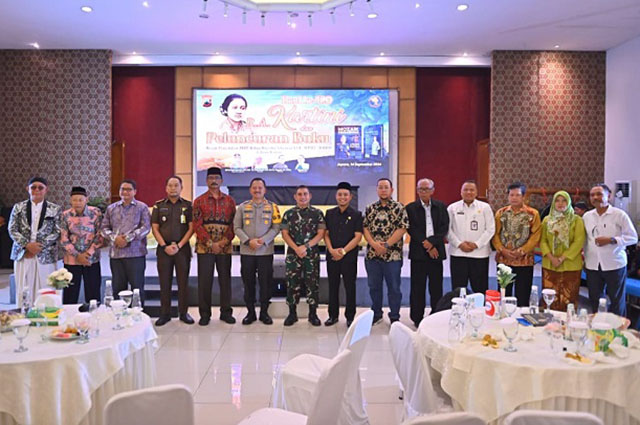 Kapolres Jepara Launching Buku Mozaik Pengabdian di Bumi Kartini