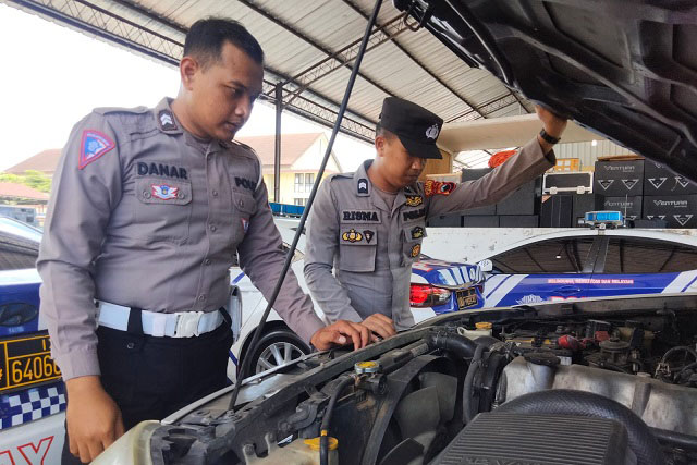 Polres Jepara Periksa Kendaraan Dinas Kawal Pilkada Serentak 2024