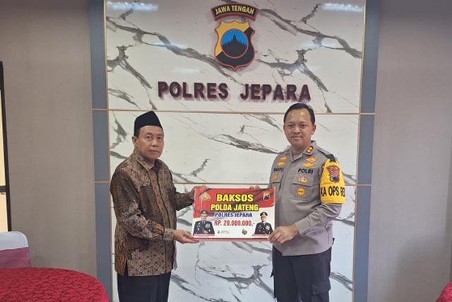 Kapolres Jepara Salurkan Bantuan Pembangunan RS Anugerah Sehat