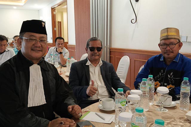 Erman Umar Tuding Yusril Ihza Mahendra dan Otto Hasibuan Kebablasan