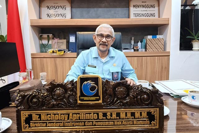 Dr Nicholay Aprilindo Edukasi HAM From Kafe To Warung Kopi