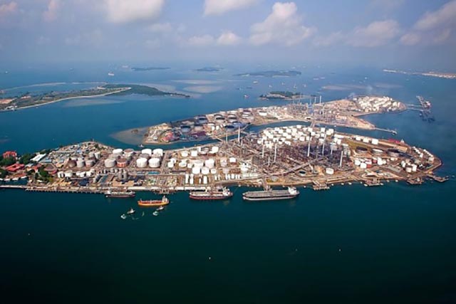 Ada Udang Dibalik Wacana Stop Impor BBM dari Singapura?