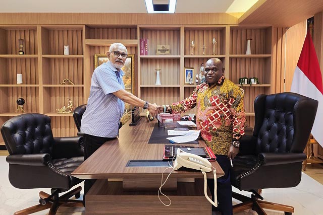 Dr Nicholay Aprilindo Cetuskan Konsep HAM Berdasarkan Pancasila