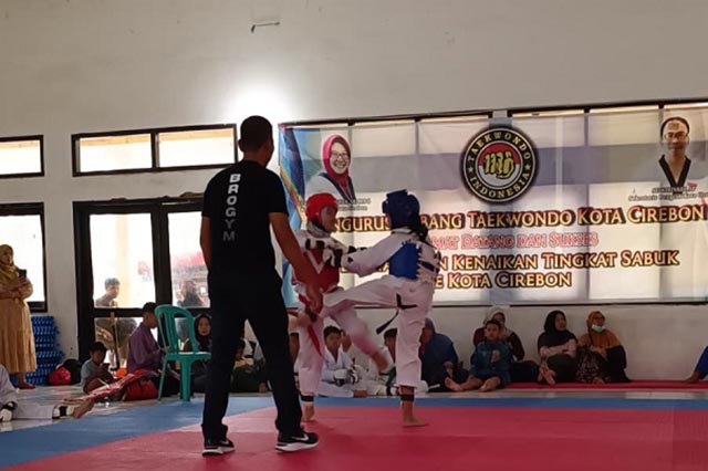 Aysel Amalia Rheza Merajut Asa di Popkota Cirebon Cabor Taekwondo